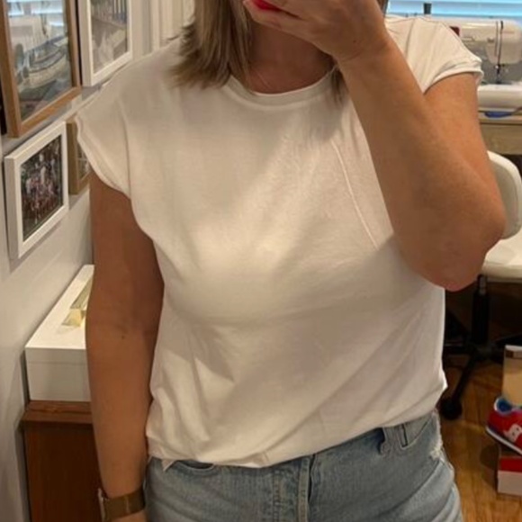 Solid White Short Sleeve Oversized Top - Picture 6 of 8